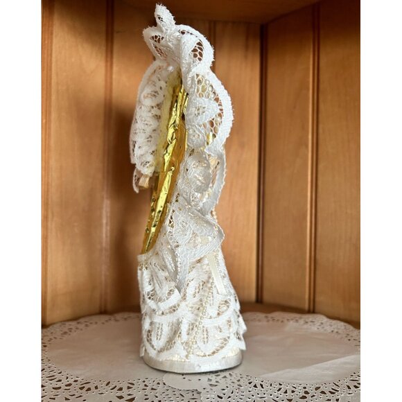 Handcrafted Straw Lace Angel Figurine Gold Trim Vintage Christmas Table Decor - Picture 4 of 6